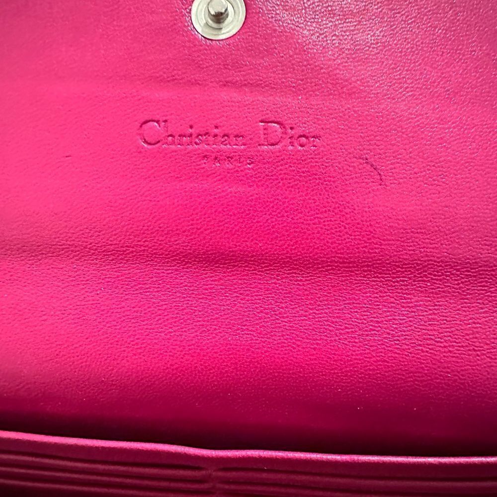 Ladies Dior wallet added a chain - Picture 14 of 16